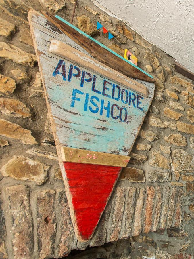 Catboat Cottage Appledore Luaran gambar